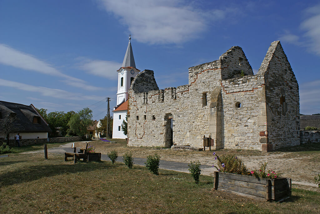 Káli Panoráma Resort | Káli-medencéről